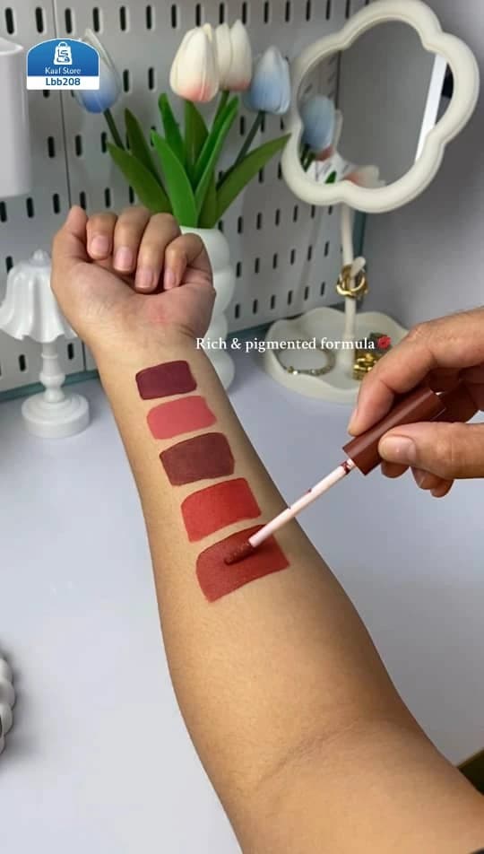 الطقم الخماسي الأروع Chocolate Lips Glaze